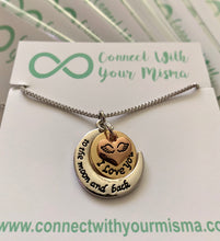 Cargar imagen en el visor de la galería, Pendant “I Love You To The Moon And Back”